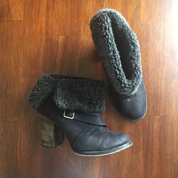 Chinese Laundry Shoes - Chinese Laundry Big Deal Fur Booties